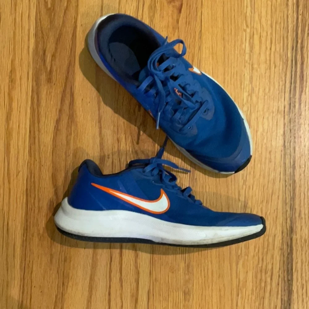 Nike - Shoes - Road Runner Sneakers - Boy’s Big Kids Size 5Y - Blue/White